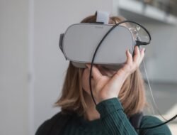 Daftar 10 Teknologi yang Mengubah Dunia: Dari Internet hingga Kecerdasan Buatan (AI)