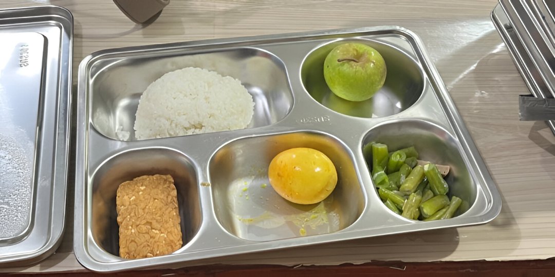 Ilustrasi - Sebanyak 743 siswa dan 50 guru di SMA Negeri 1 Rasau Jaya menolak menu MBG tersebut karena menilai sajian yang ada tidak memenuhi standar pemenuhan gizi. (Dok. Ist)