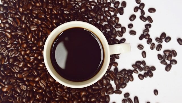 Bahaya Kopi Malam Hari dan Kualitas Tidur
