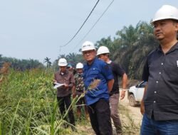 Pastikan Kesiapsiagaan Karhutla, Kadisbunnak Kalbar Tinjau Sarpras di PT Rezeki Kencana