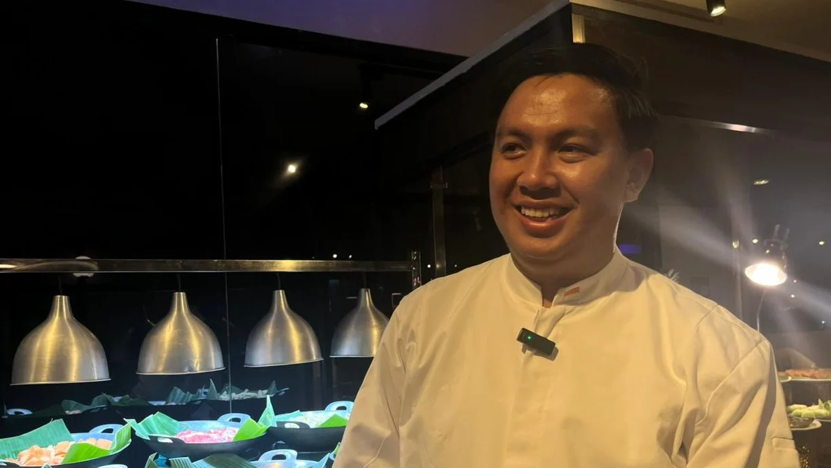 "Ibis Pontianak City Center meluncurkan paket buka puasa Ramadhan 1447H bertema Kampung Melayu. Hadirkan memori masakan rumahan dengan 10 rotasi menu berbeda."