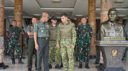 "Mayjen TNI Novi Rubadi Sugito akhiri tugas sebagai Pangkoops Swasembada di Papua. Fokus kembali ke Kodam XII/Tpr setelah menjalankan misi ketahanan pangan."