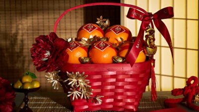 Ilustrasi - Dengan sedikit kreativitas dan perencanaan yang matang, Anda bisa merangkai sendiri parsel yang terlihat eksklusif tanpa harus menguras saldo tabungan secara berlebihan. (Dok. Ist)