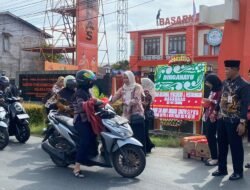 Peringati HUT ke-54 Basarnas, Kantor SAR Pontianak Bagikan Ratusan Takjil Gratis