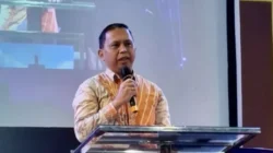 "Pemkab Sintang menyoroti pentingnya peran etnis Tionghoa dan komunitas gereja dalam pembangunan daerah pada perayaan Imlek GSY Rajawali 2026. "