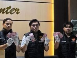 Bawa Rp28,9 Juta dari Cirebon, Pengedar Uang Palsu di Pontianak Diringkus Polisi
