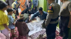 Pensiunan ASN Mempawah, Ruslan (60), ditemukan meninggal dunia dalam posisi tengkurap di kebun.