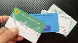 "Pahami perbedaan BPJS Kesehatan mandiri (biasa) dan PBI, mulai dari iuran, kriteria penerima, hingga fasilitas layanan kesehatan yang didapatkan."