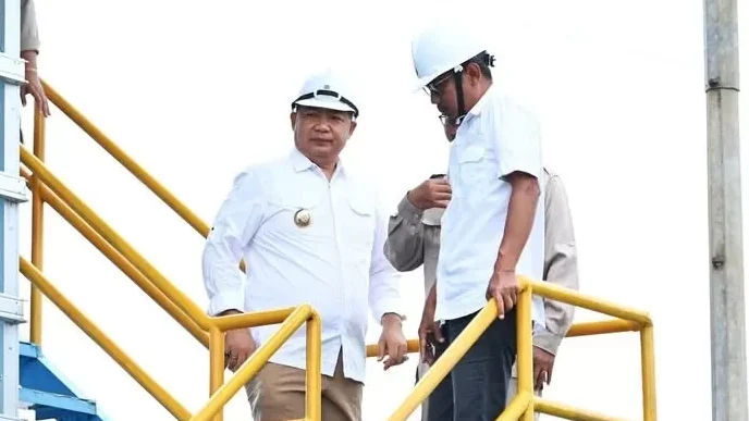 Bupati Ketapang Alexander Wilyo saat memberikan sambutan dalam acara peresmian Instalasi Pengolahan Air (IPA) PMD-1 Mulia Baru, Rabu (18/2).