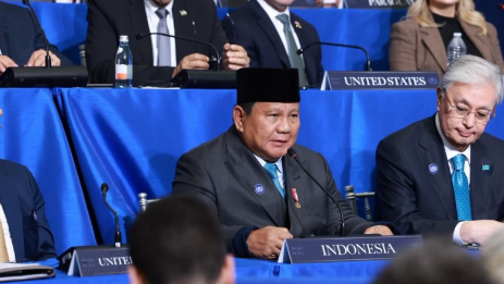 Presiden Republik Indonesia Prabowo Subianto saat menghadiri pertemuan perdana Dewan Perdamaian untuk Gaza bersama para pemimpin negara lainnya. (Dok. Tim Media Presiden)