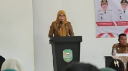 Sekda Singkawang, Dwi Yanti, menyoroti tingginya angka kemiskinan ekstrem di Singkawang Selatan. Pemerintah siapkan strategi penanganan melalui potensi wisata. (Dok: Prokopim Singkawang)