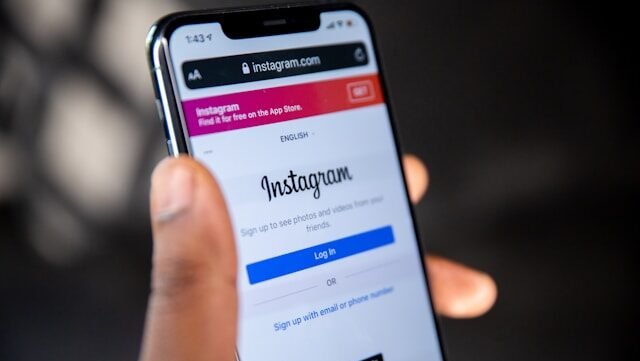 Tips Posting Instagram Sehat ala Adam Mosseri