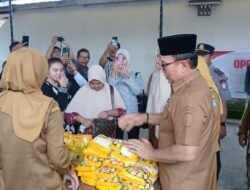 Strategi “Klik” Bupati Sujiwo: Bangun Kedekatan Emosional Lewat Hibah dan Sembako