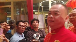 "Ketua MABT Indonesia, Suyanto Tanjung, mengimbau warga Tionghoa menjadikan momentum Imlek yang bertepatan dengan Ramadan untuk mengajak umat Muslim berbuka puasa bersama di rumah."