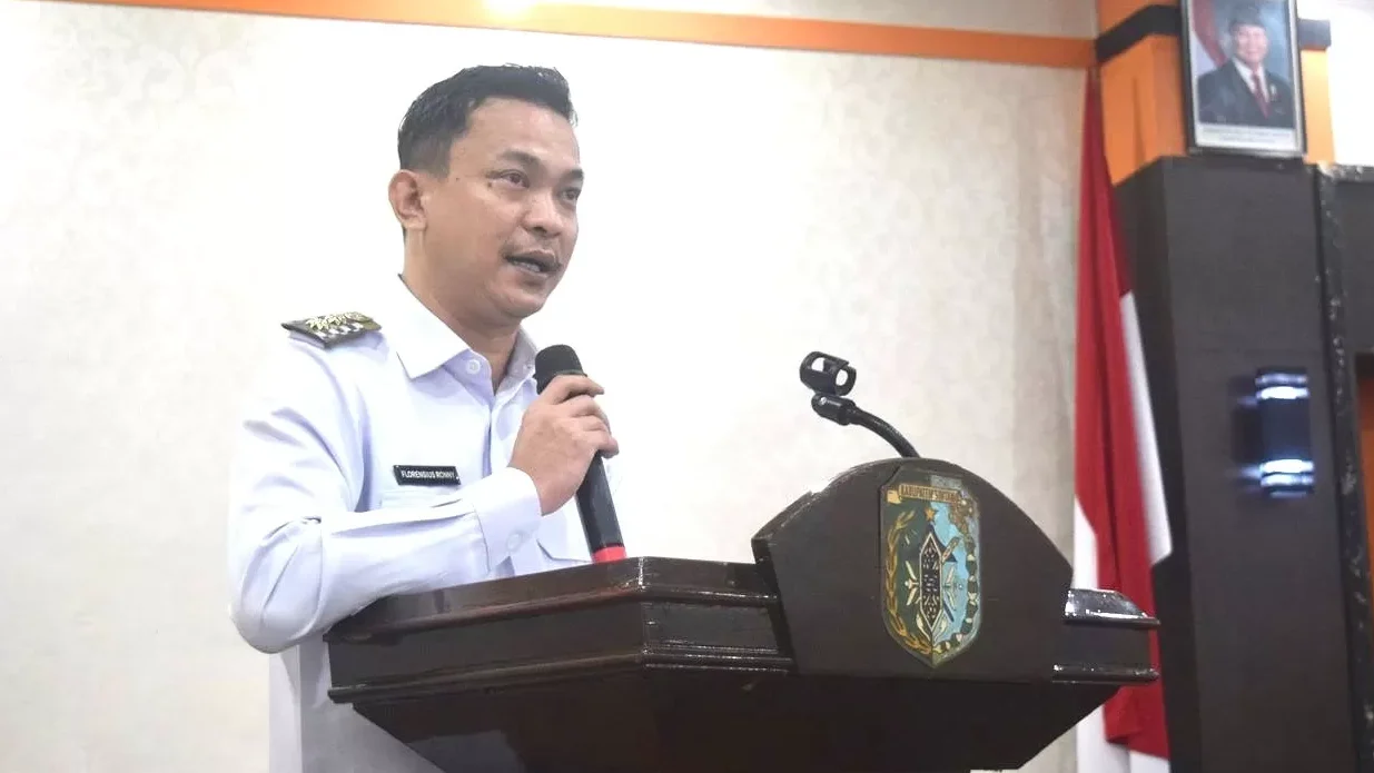 "Pemkab Sintang hadapi pengurangan dana transfer pusat. Dengan anggaran terbatas, target Indeks Infrastruktur 56,26% di tahun 2027 kini bergantung pada ketajaman prioritas proyek."