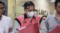 Tersangka kasus dugaan suap dan atau gratifikasi terkait putusan lepas (ontslag) perkara korupsi pemberian fasilitas ekspor Crude Palm Oil (CPO)