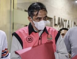 Jaksa Minta Advokat dan Dosen UI Kasus Suap CPO Dipecat Secara Tidak Hormat