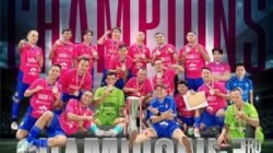 Tim ASN Kabupaten Ketapang berfoto bersama merayakan keberhasilan meraih Juara 3 pada Turnamen Mini Soccer Piala Gubernur Kalbar 2026. (Dok. HO/Faktakalbar.id)