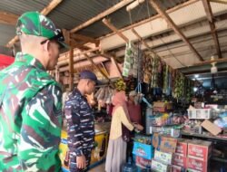 TNI AL Pantau Stok dan Kedaluwarsa Sembako di Kendawangan Guna Pastikan Keamanan Pangan