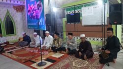Wakil Wali Kota Pontianak Bahasan bersama tokoh masyarakat dalam kegiatan Ramadan Kareem di Masjid Sirajul Iman. (Dok. HO/Faktakalbar.id)