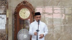 Wali Kota Pontianak Edi Rusdi Kamtono saat memberikan arahan terkait aturan jam operasional tempat hiburan malam selama Ramadan 2026. (Dok. HO/Faktakalbar.id)