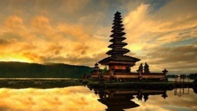 "Pahami 4 jenis larangan Catur Brata Penyepian saat Hari Raya Nyepi 2026 di Bali agar perjalanan Anda tetap nyaman dan menghormati adat setempat."