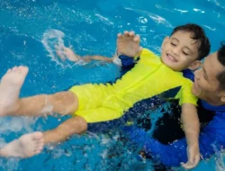 4 Manfaat Berenang Buat Anak yang Wajib Orang Tua Ketahui