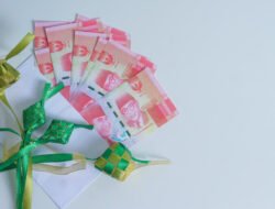 Dompet Tetap Aman Pasca Idulfitri! Ini 5 Tips Mengelola Duit THR Lebaran Secara Bijak