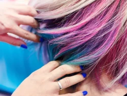 Agar Tidak Cepat Pudar, Ini 5 Tips Menjaga Rambut Setelah Diwarnai