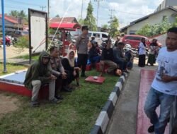 Cegah Kemacetan dan Panic Buying, Polisi Tertibkan Antrean BBM di Mempawah Hilir