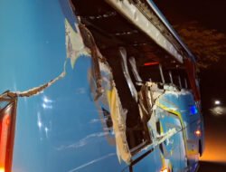 Bus Rombongan Evakuasi Warga AS Kecelakaan di Arab Saudi, Penumpang Terluka