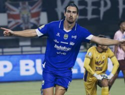 Hasil Super League: Persib Bandung Libas Persik Kediri 3-0, Andrew Jung Borong Dua Gol