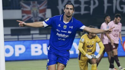 Persib Bandung Cukur Persik Kediri 3-0