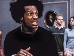 Reuni Marlon Wayans dan Anna Faris, Cuplikan Film Scary Movie Terbaru Mulai Tayang di Bioskop