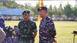 Asops Dankodaeral XII Kolonel Laut (P) Arif Rahman menghadiri Apel Gelar Pasukan Operasi Ketupat Kapuas 2026 di Polda Kalbar. (Dok. HO/Faktakalbar.id)