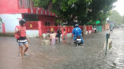 Kondisi banjir di wilayah Kabupaten Bima, Provinsi Nusa Tenggara Barat, pada Jumat (6/3). (Dok. BPBD Kab. Bima)
