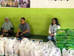 Wujud Kepedulian Sosial, Bank Kalbar Bengkayang Salurkan Bantuan Sembako untuk Lansia Aisyiyah