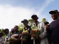 Insan Perhubungan Peduli Kasih Bagikan 1.287 Paket Beras untuk Pekerja Transportasi