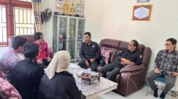 "Bawaslu Kabupaten Kubu Raya mengawasi pelaksanaan Coktas Triwulan I Tahun 2026 oleh KPU di empat kecamatan untuk memastikan akurasi pemutakhiran data pemilih."