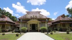 "Benarkah lagu Cik Cik Periuk berisi sindiran untuk penjajah? Simak bedah makna lirik dan fakta unik lagu daerah Kalimantan Barat yang mendunia ini."