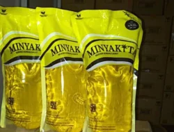 Jaga Stabilitas Harga Jelang Lebaran, Bulog Distribusikan Minyakita ke Pasar