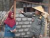 Target Rampung Sebelum Lebaran, Bupati Sujiwo Tinjau Pembangunan Rumah Ibu Serina