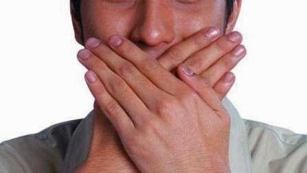 Ilustrasi - Memahami kapan waktu yang tepat untuk diam membantu seseorang mengendalikan emosi dan menjaga kualitas hubungan sosial sehari-hari. (Dok. Ist)