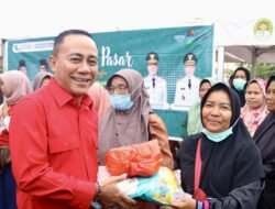 Diskon Dadakan, Wagub Kalbar Pangkas Harga Paket Sembako Jadi Rp50 Ribu di Ketapang