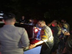 Pikap Muatan Daging Masuk Jurang di Jembatan Bokak, Polisi Evakuasi 2 Korban