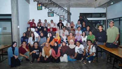 "Gemawan soroti ketimpangan struktural yang dihadapi perempuan petani di Kalbar. Mulai dari label IRT di KTP yang menghambat hak akses lahan hingga dominasi patriarki dalam narasi publik. "