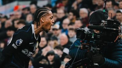 Chelsea Hajar Aston Villa 4-1