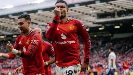 Hasil MU vs Aston Villa Skor 3-1