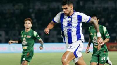 Persebaya vs Persib Seri 2-2