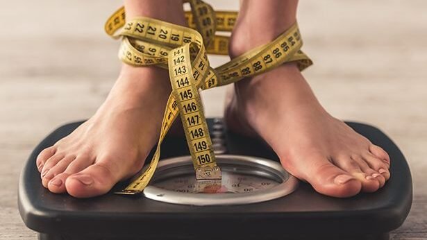 Ilustrasi - Perempuan menghadapi tantangan yang lebih rumit dalam menurunkan berat badan karena pengaruh transisi biologis, kondisi hormonal, dan tanggung jawab sosial. (Dok. Ist)